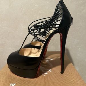 Christian Louboutin Daffodile 160 Leather Ankle Strap Shoes